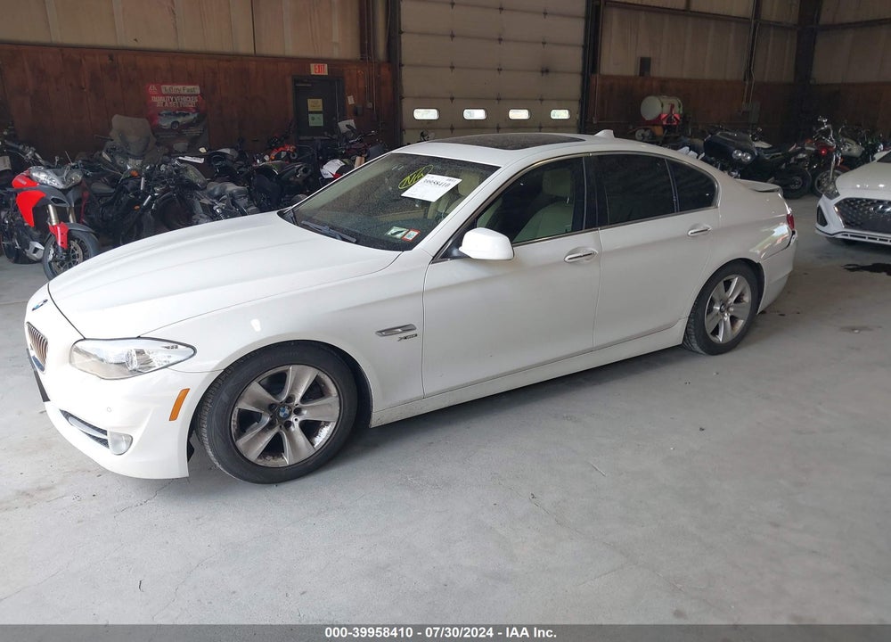 2012 BMW 528I XDRIVE VIN: WBAXH5C54CDW05578