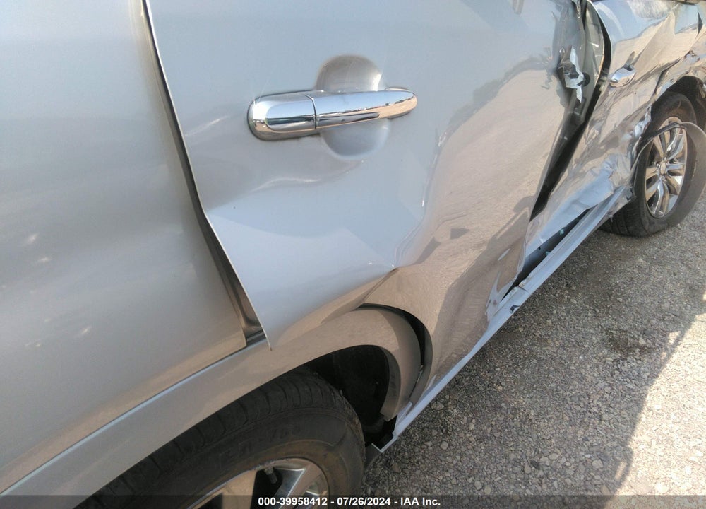 2013 KIA SORENTO SX VIN: 5XYKW4A22DG392848