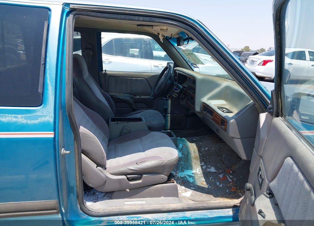 1994 DODGE DAKOTA VIN: 1B7GL23X4RW146373