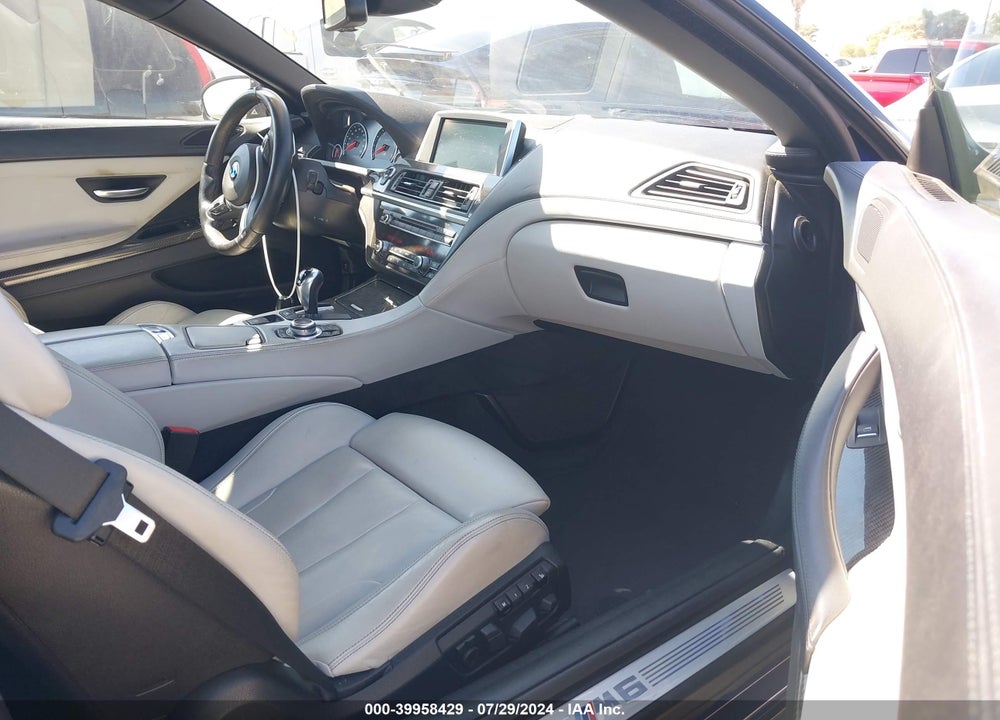 2012 BMW M6 VIN: WBSLZ9C5XCC985482