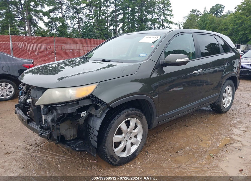 2012 KIA SORENTO LX VIN: 5XYKT3A18CG195255