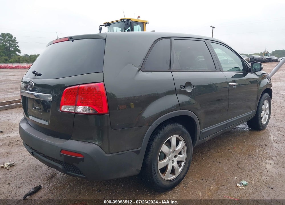 2012 KIA SORENTO LX VIN: 5XYKT3A18CG195255