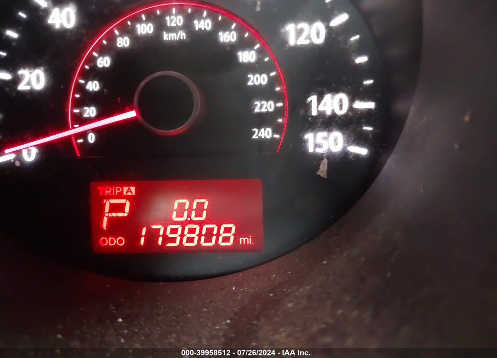 2012 KIA SORENTO LX VIN: 5XYKT3A18CG195255