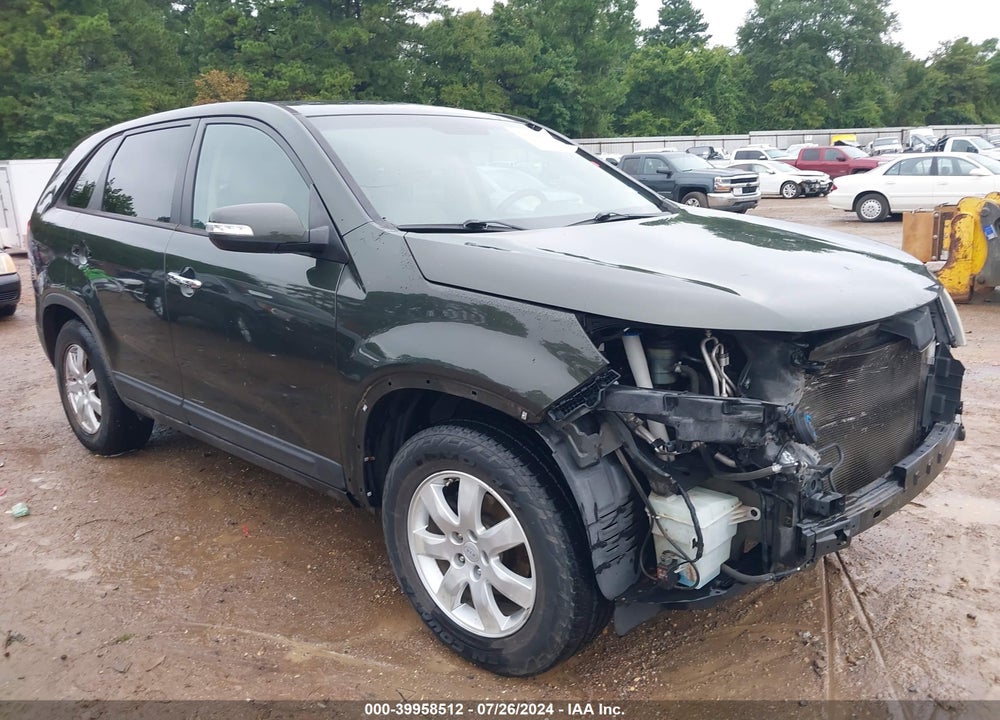 2012 KIA SORENTO LX VIN: 5XYKT3A18CG195255