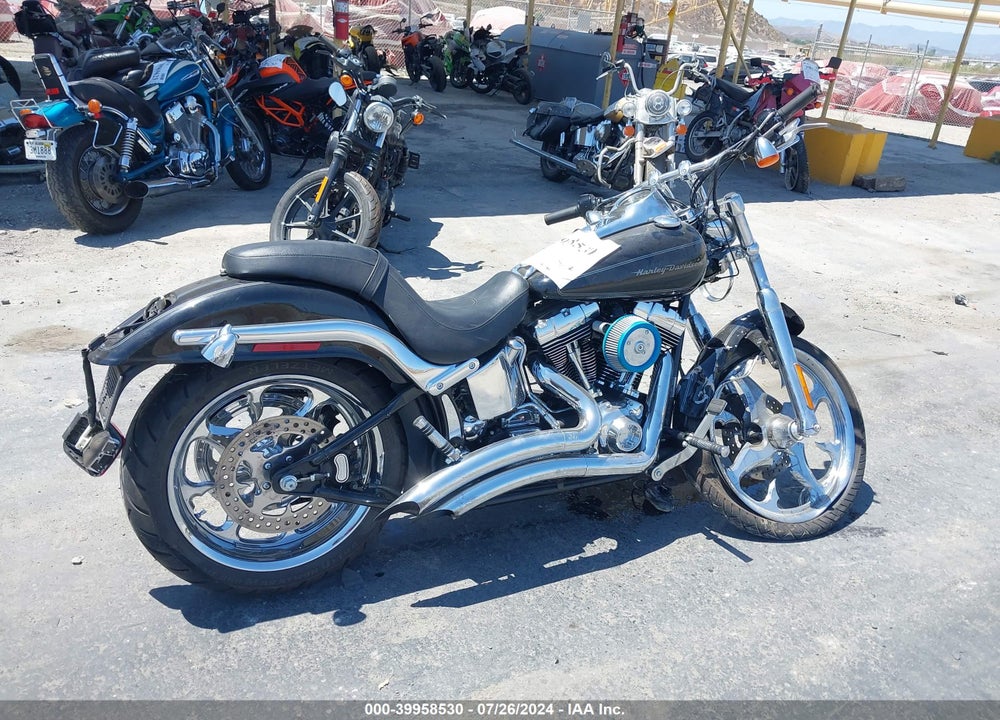 2004 HARLEY-DAVIDSON FXSTDI VIN: 1HD1JBB374Y077863