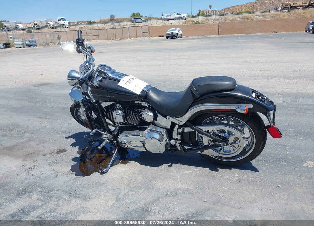 2004 HARLEY-DAVIDSON FXSTDI VIN: 1HD1JBB374Y077863