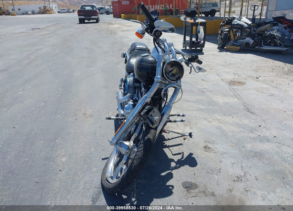2004 HARLEY-DAVIDSON FXSTDI VIN: 1HD1JBB374Y077863