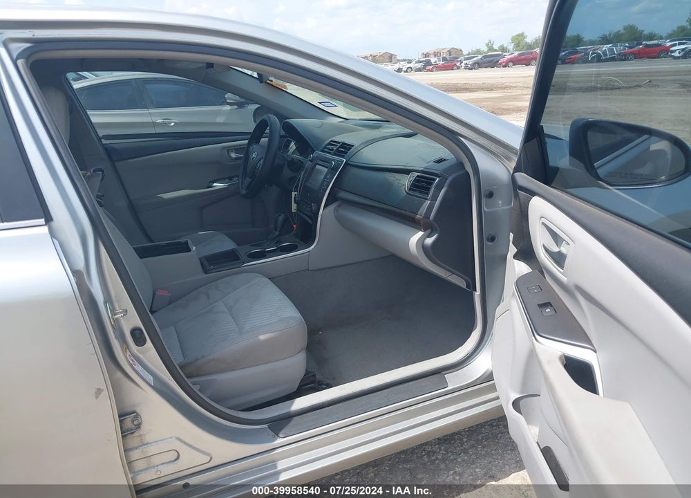 2016 TOYOTA CAMRY LE VIN: 4T1BF1FK3GU240082