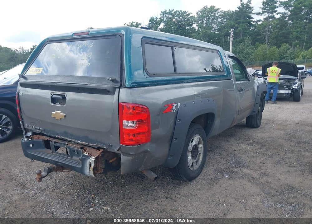 2007 CHEVROLET SILVERADO 1500 LT1 VIN: 1GCEK14C97Z532105