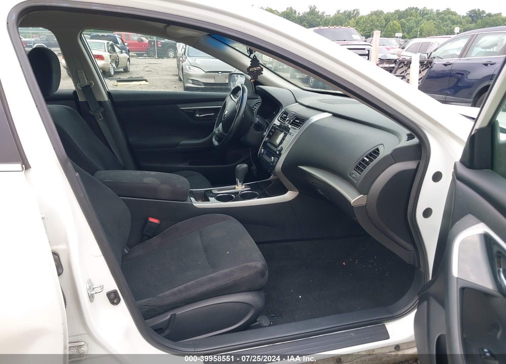 2014 NISSAN ALTIMA 2.5 SV VIN: 1N4AL3AP3EC172169