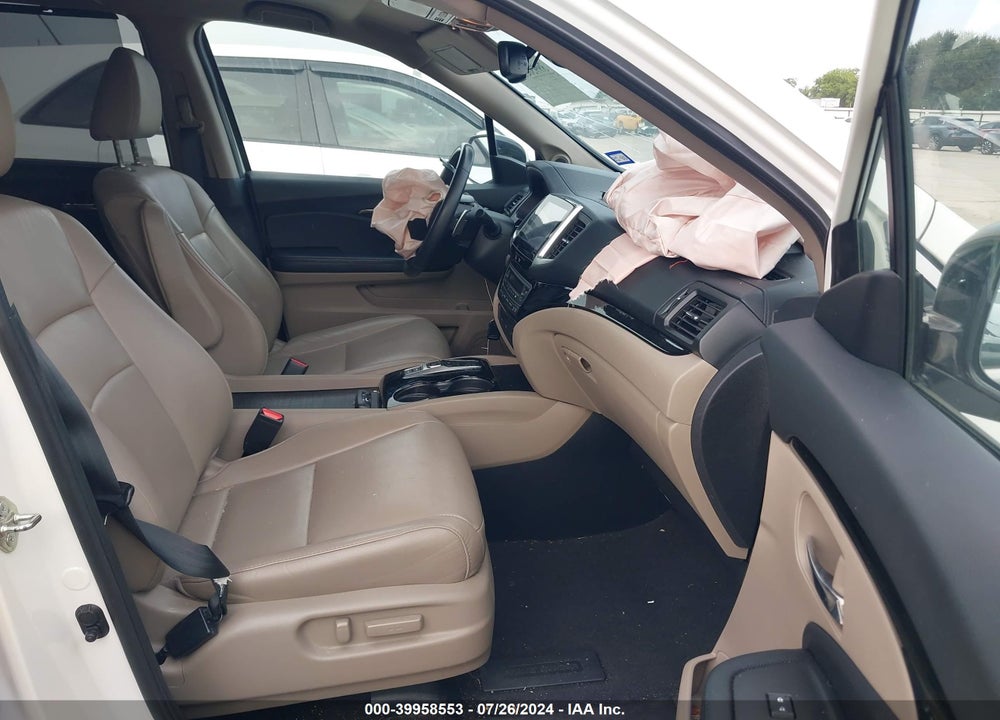 2017 HONDA PILOT TOURING VIN: 5FNYF5H98HB034508