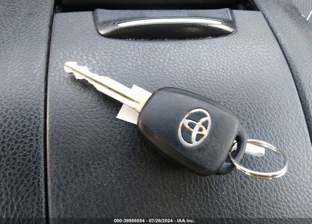 2019 TOYOTA HIGHLANDER LE VIN: 5TDBZRFH7KS995635