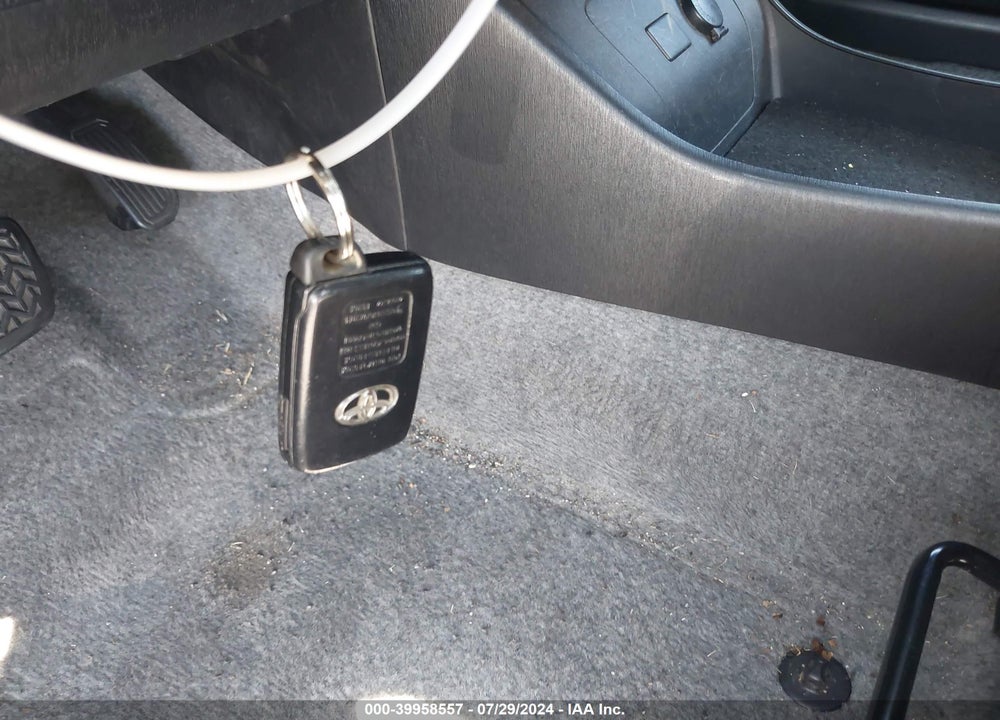 2013 TOYOTA PRIUS TWO VIN: JTDKN3DU6D0348058