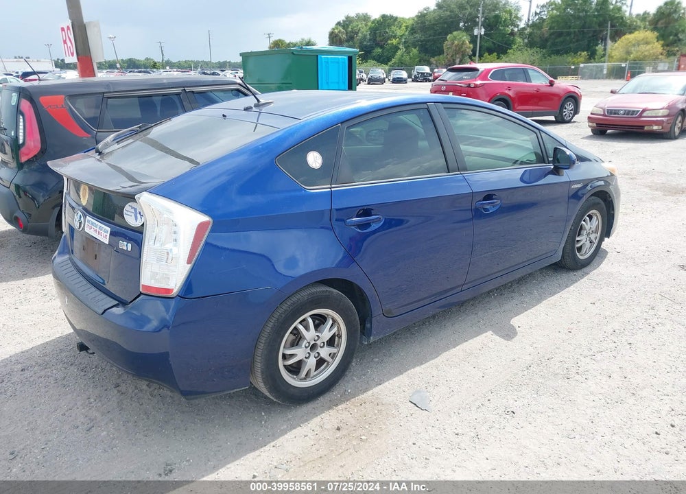 2011 TOYOTA PRIUS FIVE/FOUR/ONE/THREE/TWO VIN: JTDKN3DU4B0317209