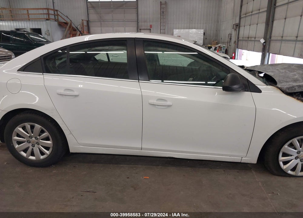 2011 CHEVROLET CRUZE LS VIN: 1G1PC5SH1B7273859