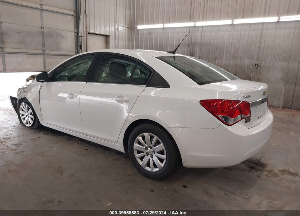 2011 CHEVROLET CRUZE LS VIN: 1G1PC5SH1B7273859