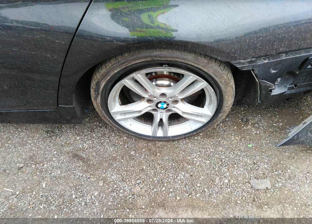2013 BMW 528I XDRIVE VIN: WBAXH5C50DDW13873