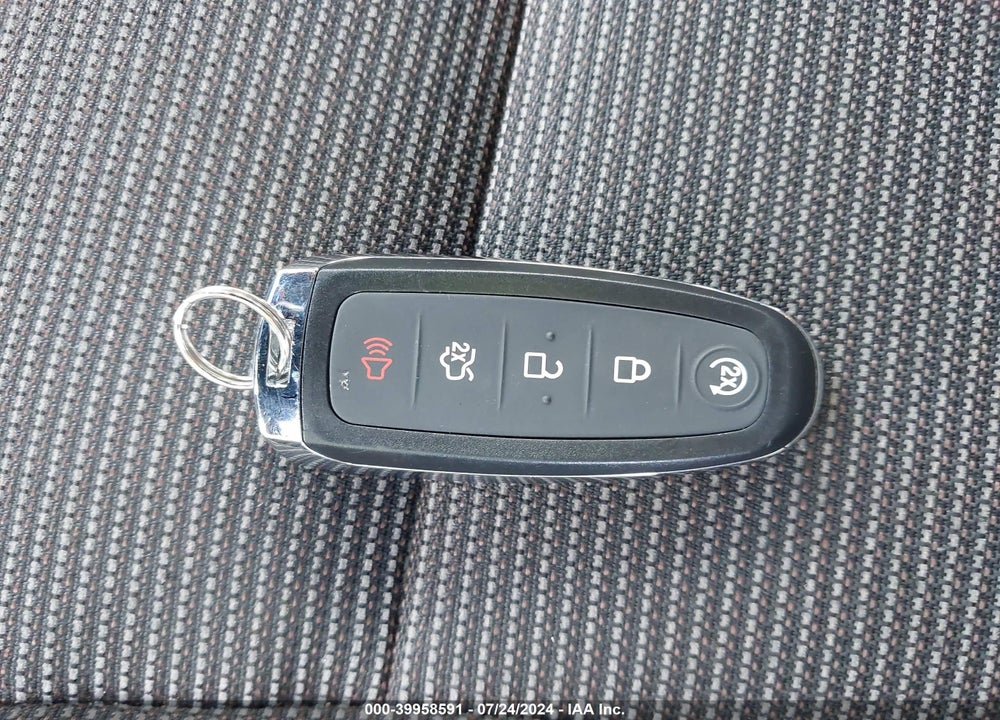 2018 FORD TAURUS SEL VIN: 1FAHP2E83JG134945