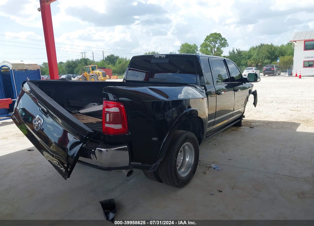 2019 RAM 3500 LIMITED MEGA CAB 4X4 6'4 BOX VIN: 3C63RRPL6KG583591