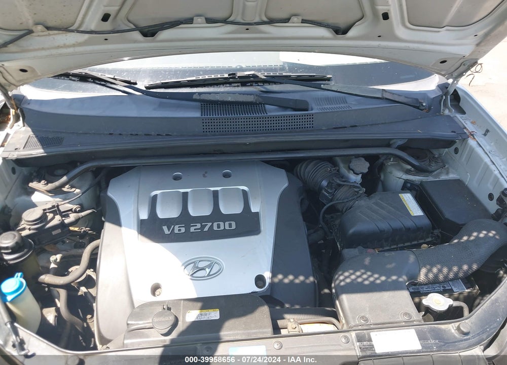 2005 HYUNDAI TUCSON GLS/LX VIN: KM8JN12D95U131516
