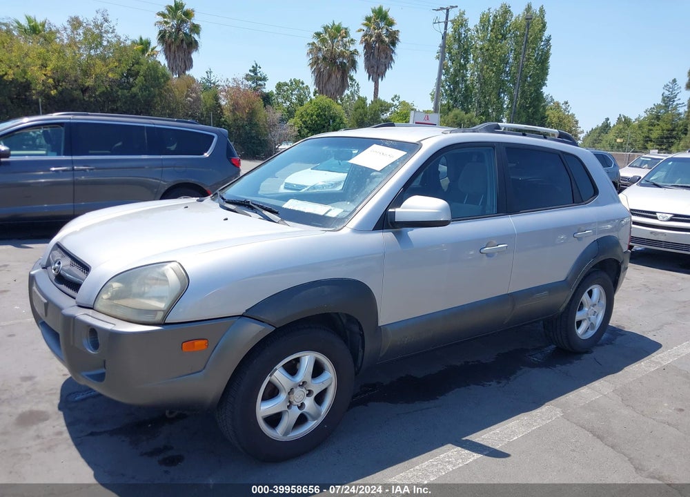 2005 HYUNDAI TUCSON GLS/LX VIN: KM8JN12D95U131516