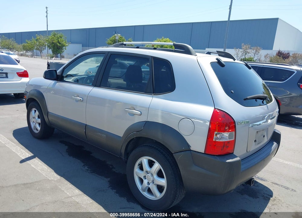 2005 HYUNDAI TUCSON GLS/LX VIN: KM8JN12D95U131516