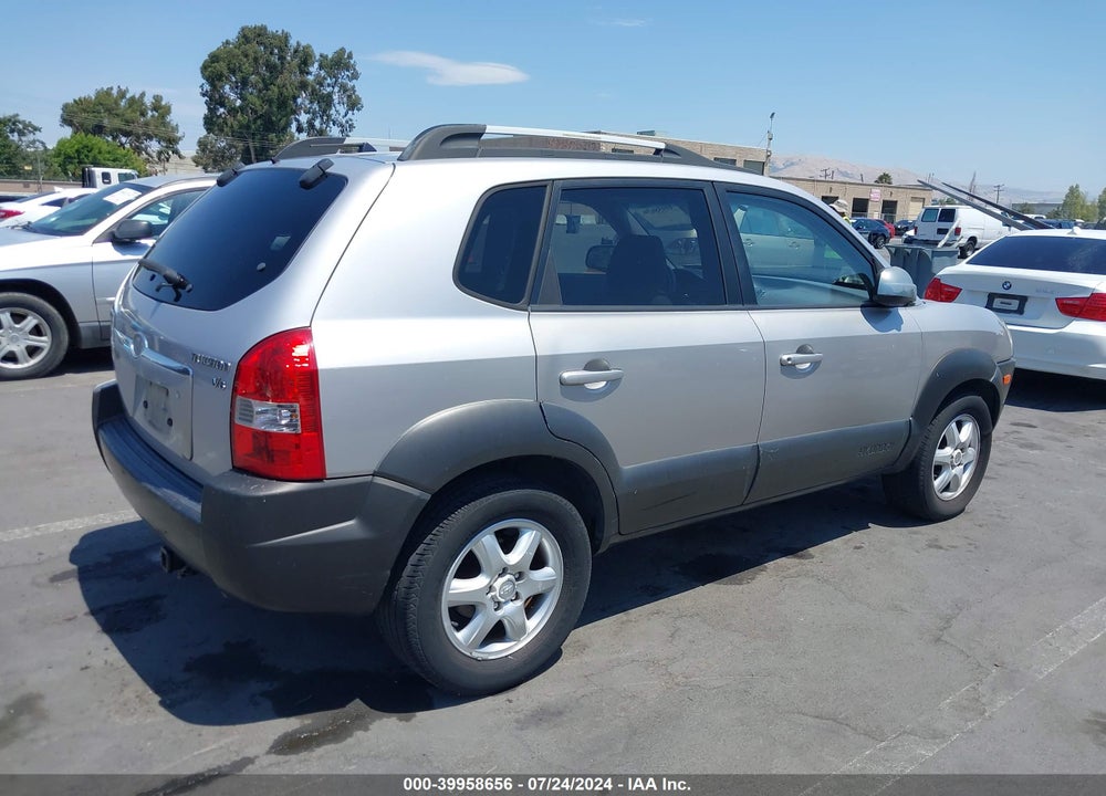 2005 HYUNDAI TUCSON GLS/LX VIN: KM8JN12D95U131516