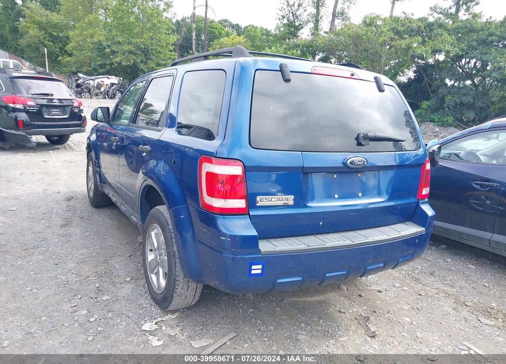 2008 FORD ESCAPE XLT VIN: 1FMCU03158KE10584