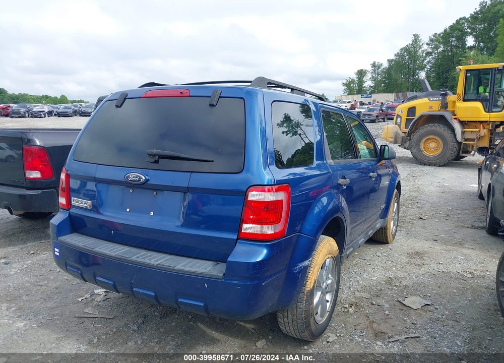 2008 FORD ESCAPE XLT VIN: 1FMCU03158KE10584