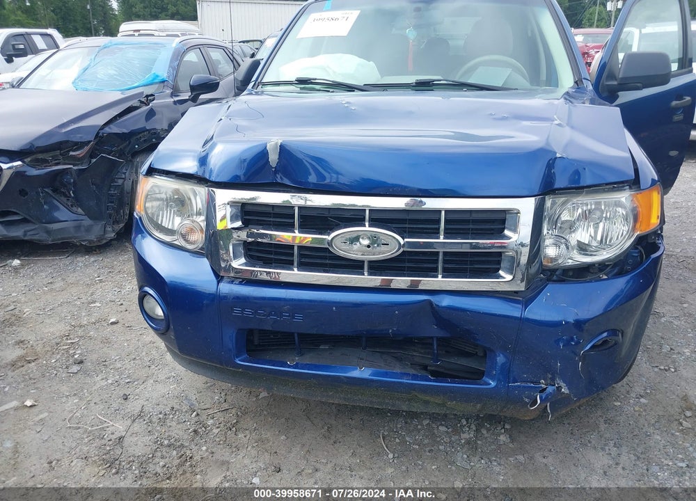 2008 FORD ESCAPE XLT VIN: 1FMCU03158KE10584