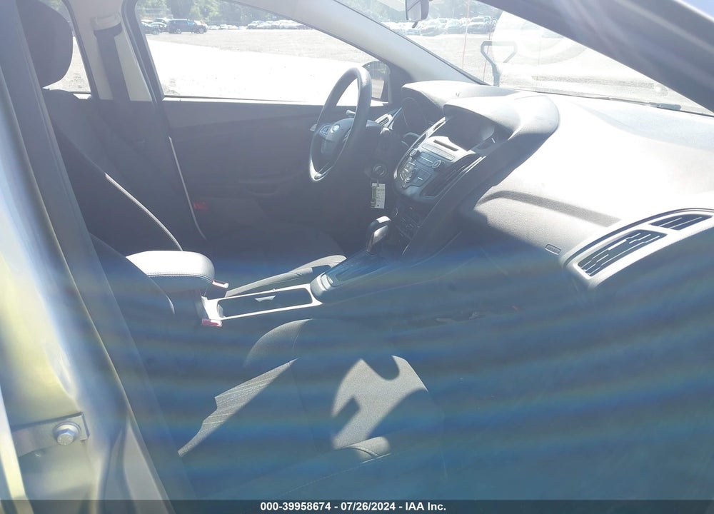 2017 FORD FOCUS SE VIN: 1FADP3FE5HL311232
