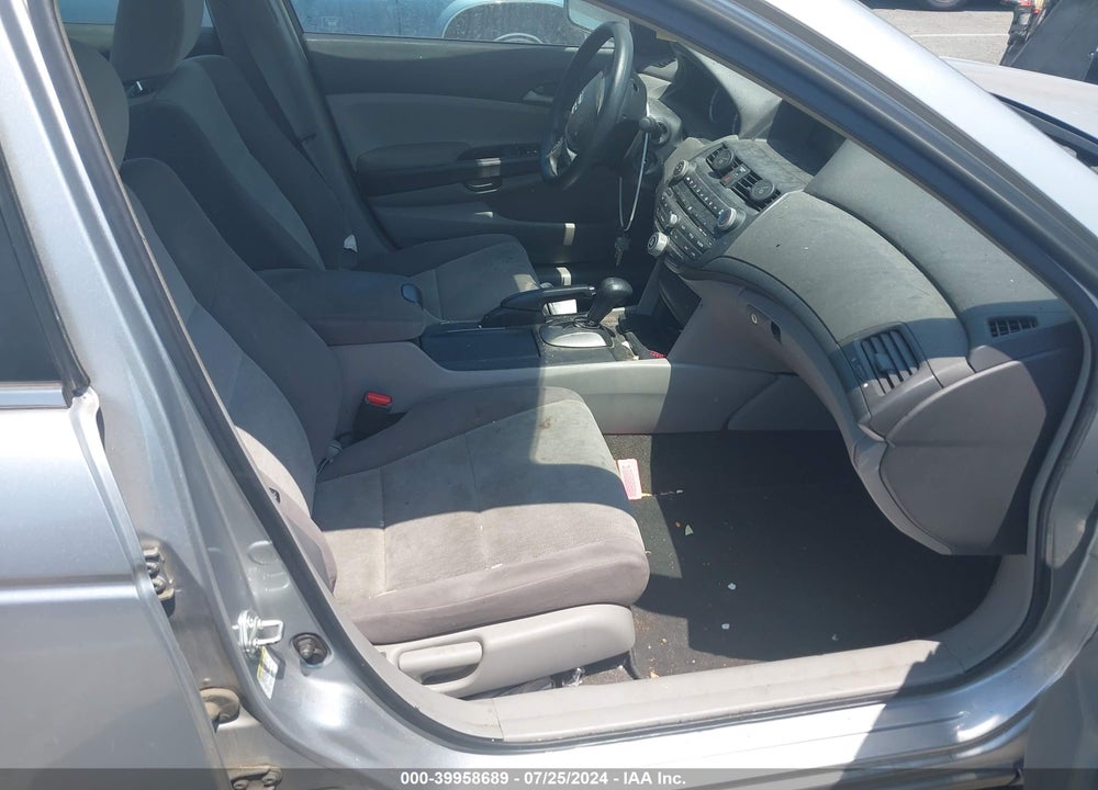 2009 HONDA ACCORD 2.4 LX-P VIN: 1HGCP26429A080697