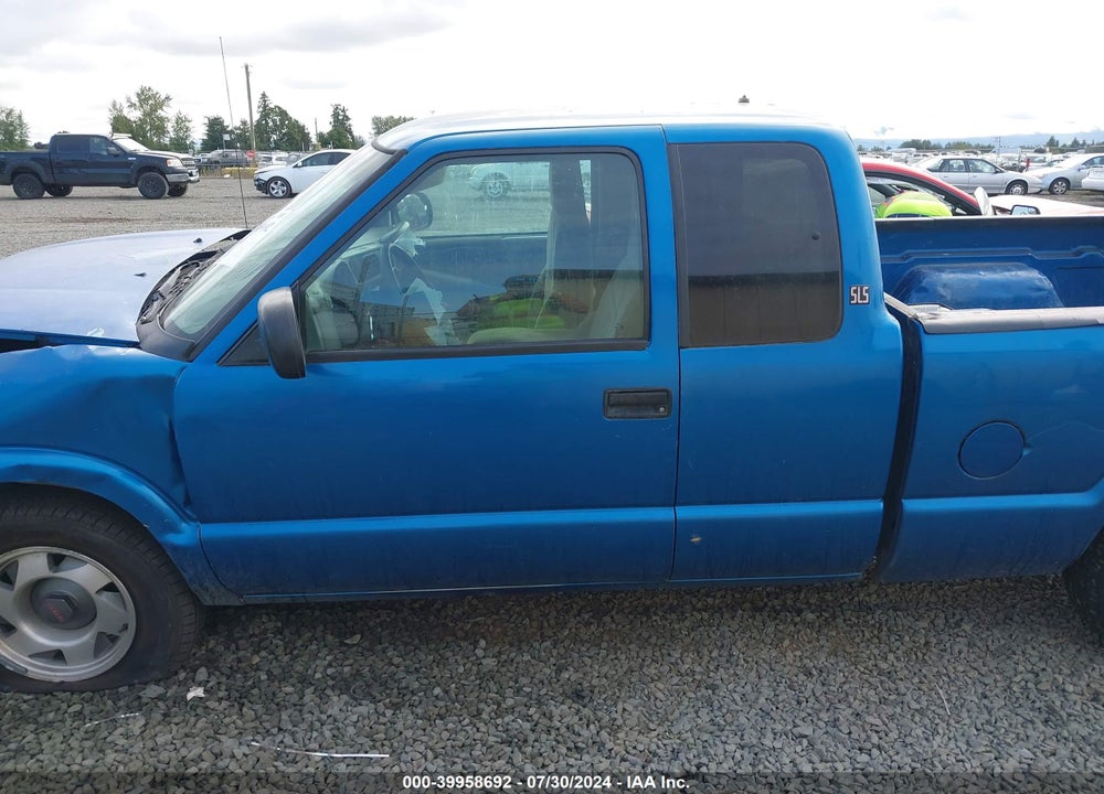 2000 GMC SONOMA SLS VIN: 1GTCS1955Y8269037