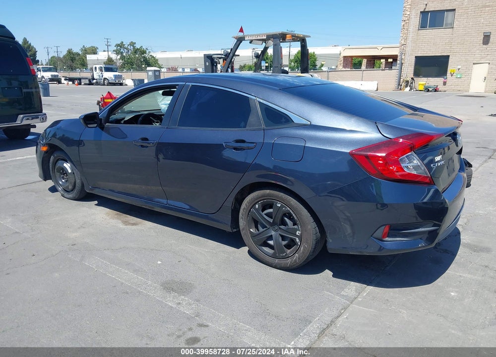 2018 HONDA CIVIC LX VIN: 2HGFC2F55JH516546