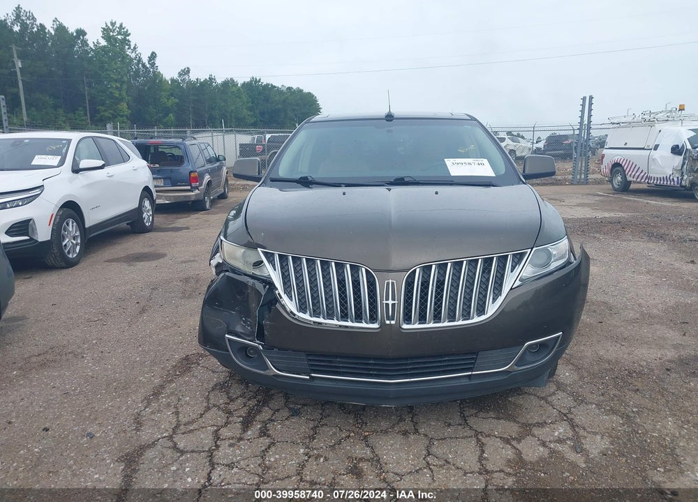 2011 LINCOLN MKX VIN: 2LMDJ6JK2BBJ11023