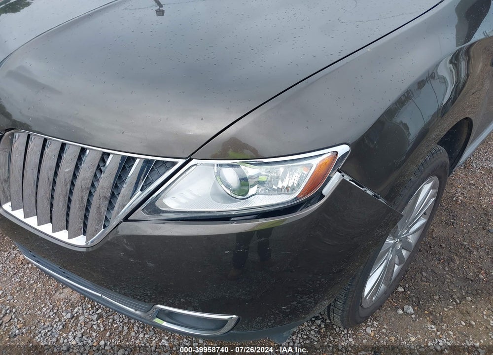 2011 LINCOLN MKX VIN: 2LMDJ6JK2BBJ11023