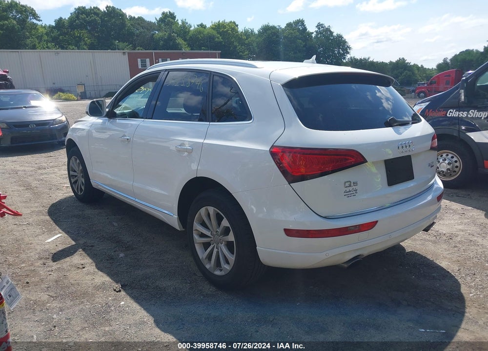 2015 AUDI Q5 2.0T PREMIUM VIN: WA1LFAFP5FA033319