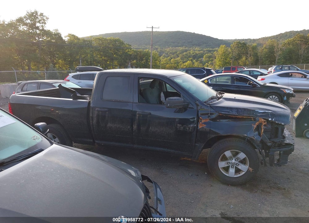 2016 RAM 1500 EXPRESS VIN: 1C6RR7FT0GS336468