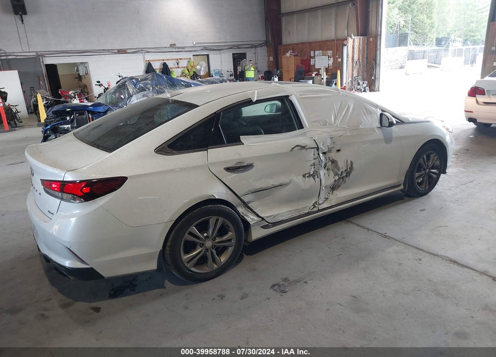 2019 HYUNDAI SONATA SPORT VIN: 5NPE34AF3KH811031