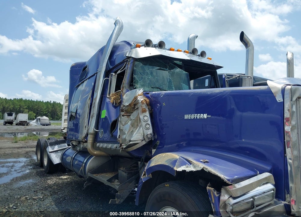 2006 WESTERN STAR/AUTO CAR 4900 4900EX VIN: 5KJJABCK16PV55150