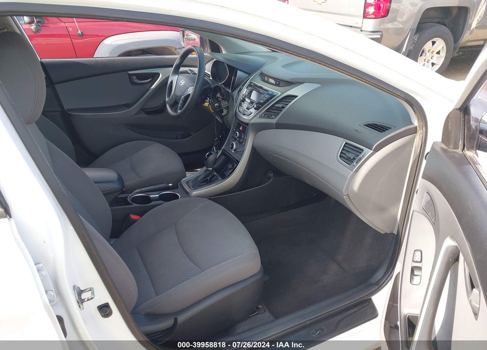 2015 HYUNDAI ELANTRA SE VIN: 5NPDH4AE3FH575295
