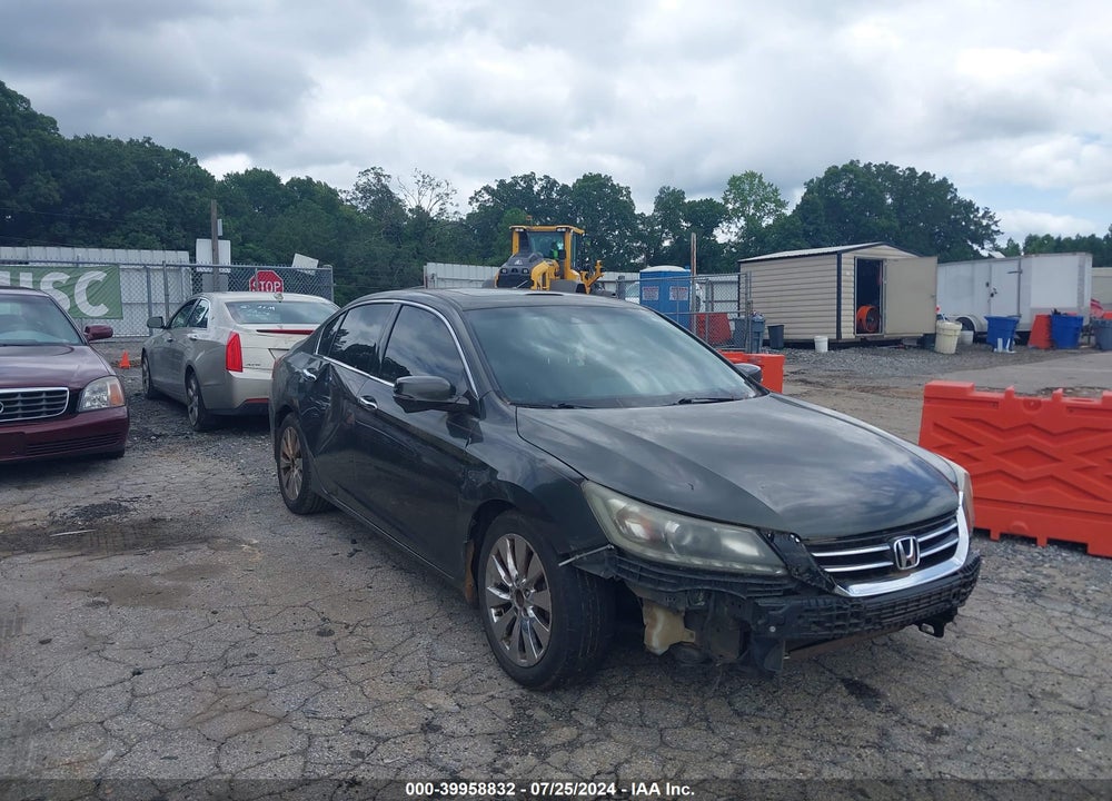 2013 HONDA ACCORD EX-L V-6 VIN: 1HGCR3F83DA036123