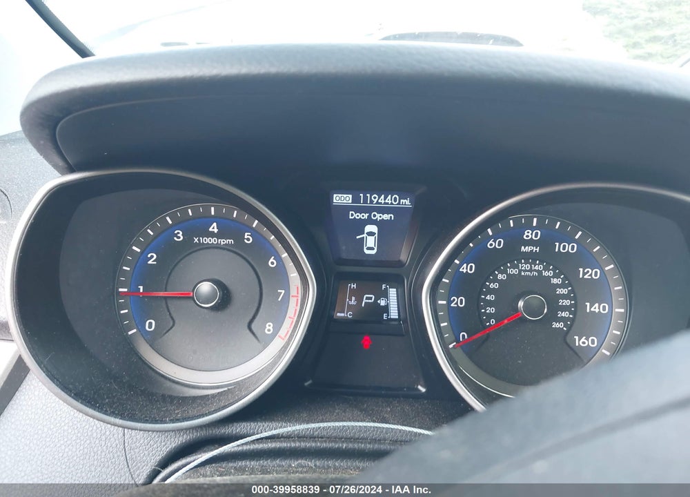 2013 HYUNDAI ELANTRA GT VIN: KMHD35LE1DU098981