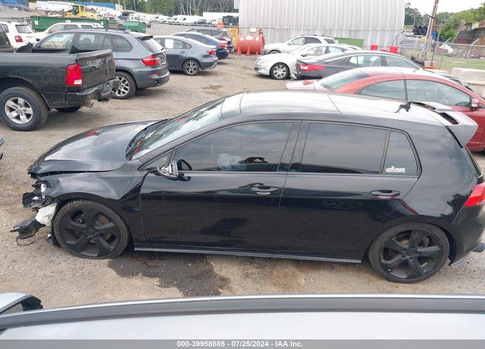 2015 VOLKSWAGEN GOLF GTI 2.0T SE 4-DOOR VIN: 3VW4T7AU0FM102971
