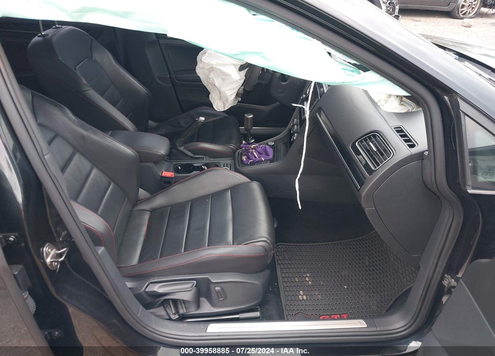 2015 VOLKSWAGEN GOLF GTI 2.0T SE 4-DOOR VIN: 3VW4T7AU0FM102971