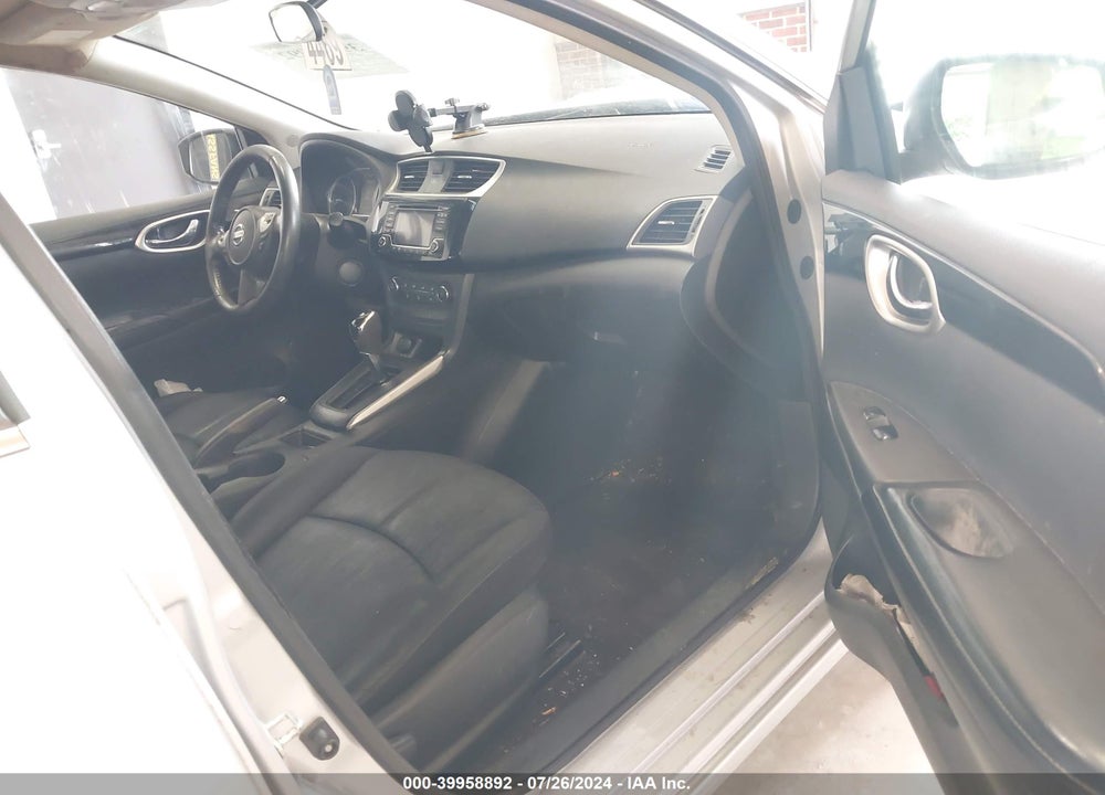 2017 NISSAN SENTRA SV VIN: 3N1AB7AP7HY405327