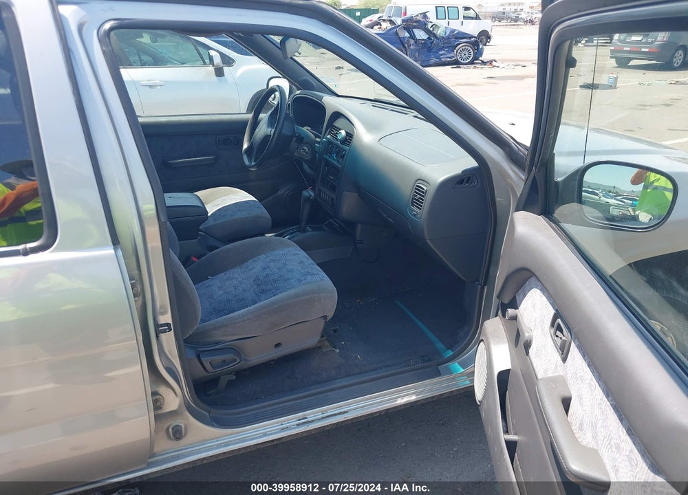 1999 NISSAN PATHFINDER LE/SE/XE VIN: JN8AR07S3XW377788