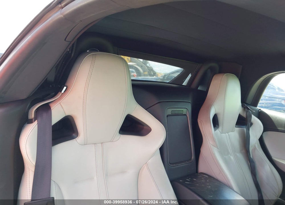 2014 JAGUAR F-TYPE S VIN: SAJWA6FC7E8K00427