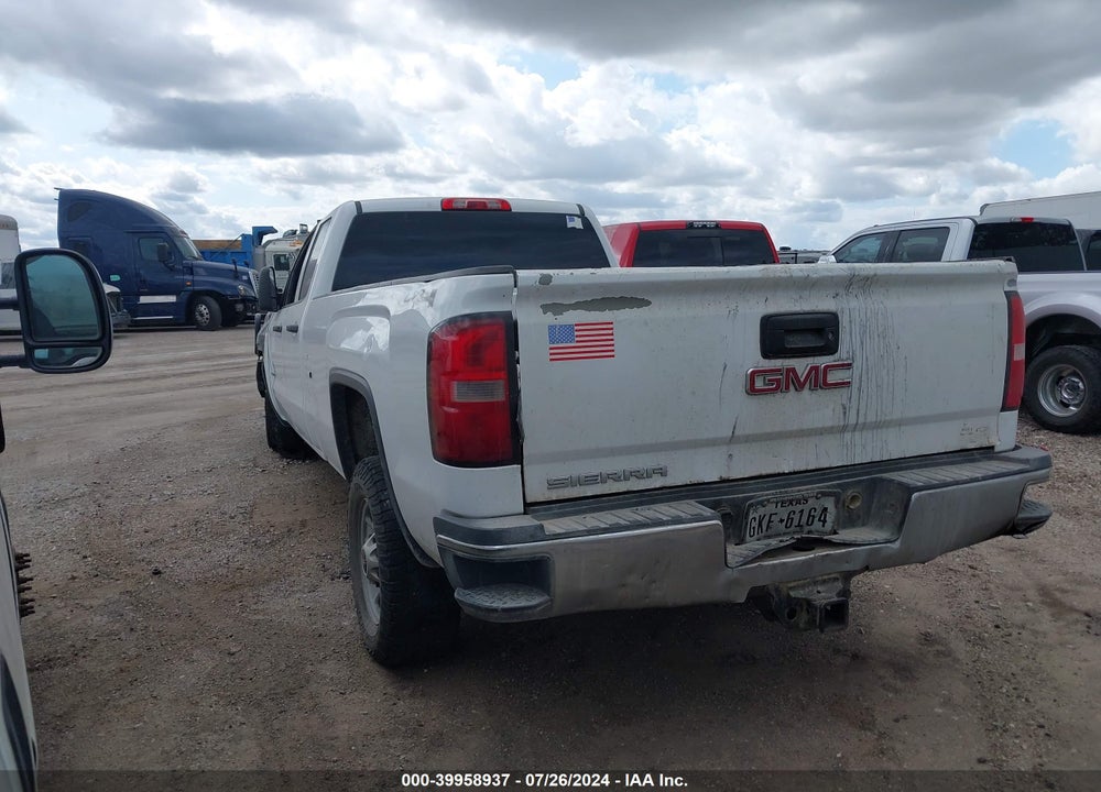 2015 GMC SIERRA 2500HD VIN: 1GT22XEG9FZ142370