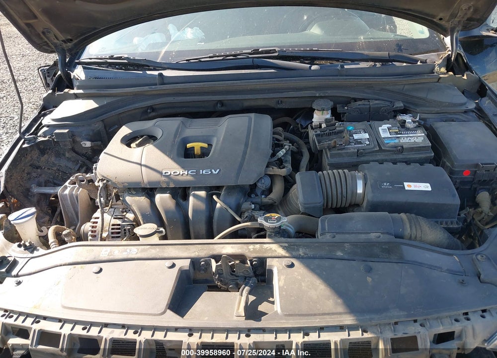 2018 HYUNDAI ELANTRA SEL VIN: 5NPD84LF5JH304026